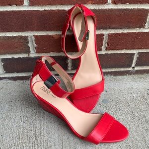 Prabal Gurung For Target Red Wedges Size 9